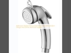 Badkamer douche onder druk waterpistool met modern ontwerp en online technische ondersteuning